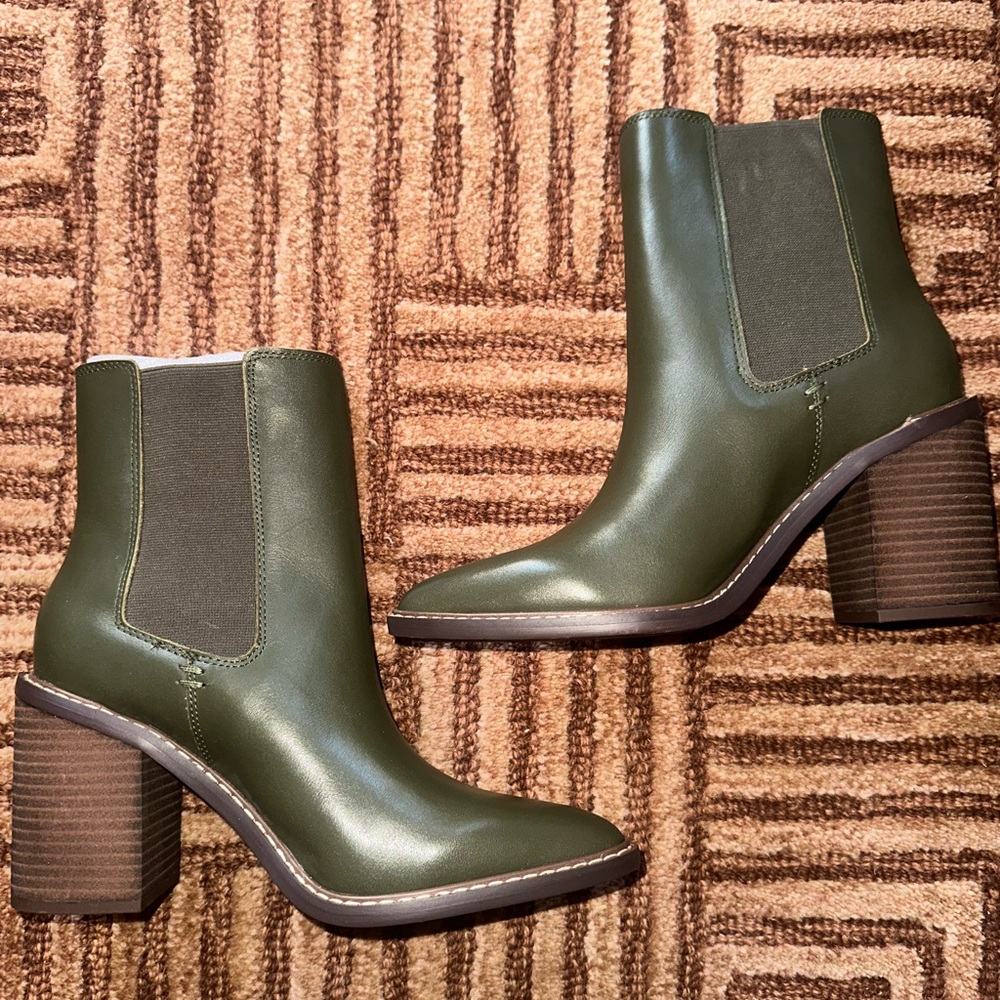 NIB Crown Vintage Pimmy Bootie Sz 8.5 Color: Dark Green/Fatigue - Picture 7 of 9
